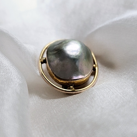 ANTIQUE 10k Grey Mabe Pearl Pin Brooch - Picture 5 of 8